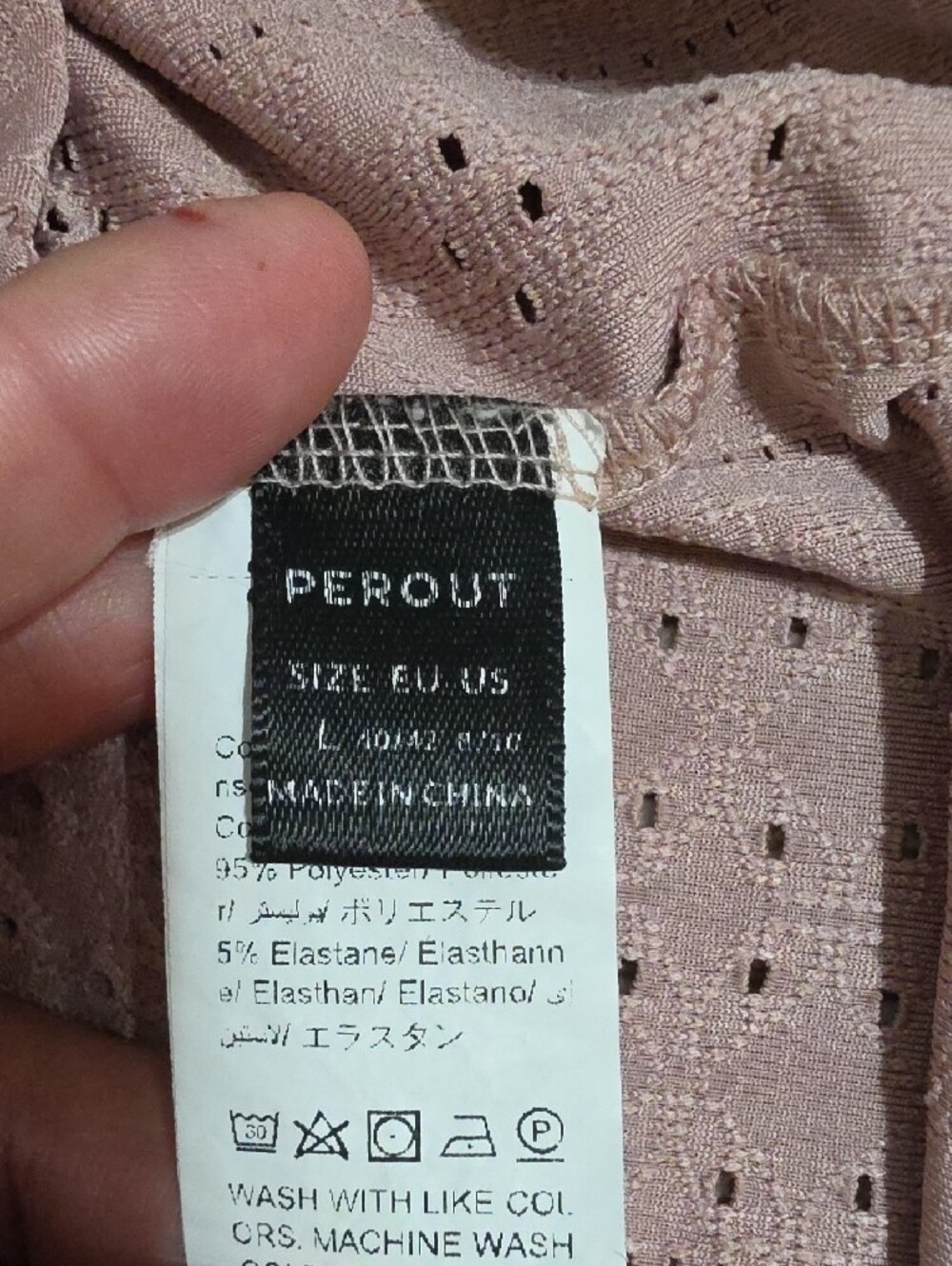 Perout - Picture 2 of 2